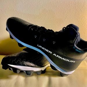 Under Armour men’s football cleats.